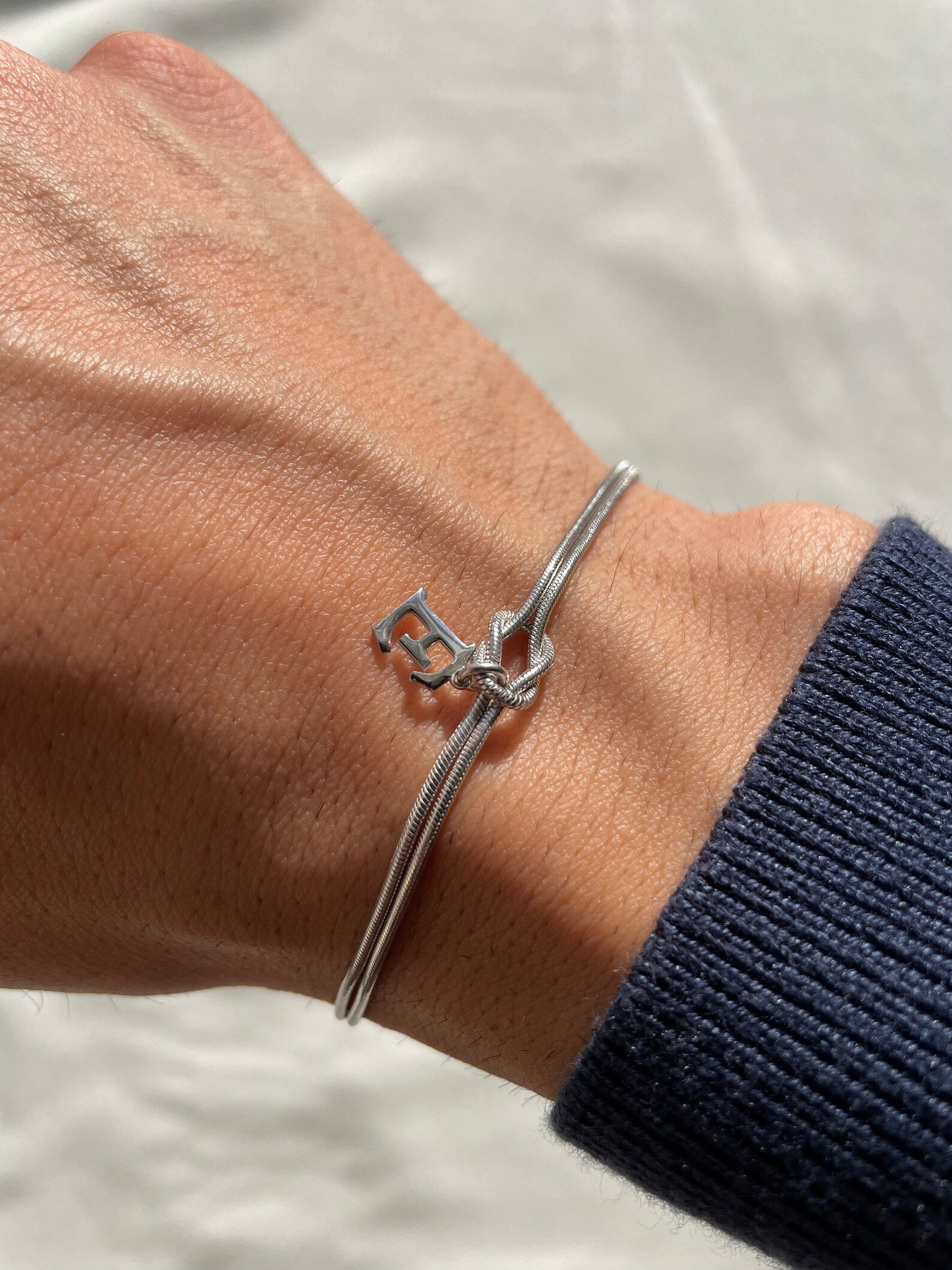 Love Knot Initial