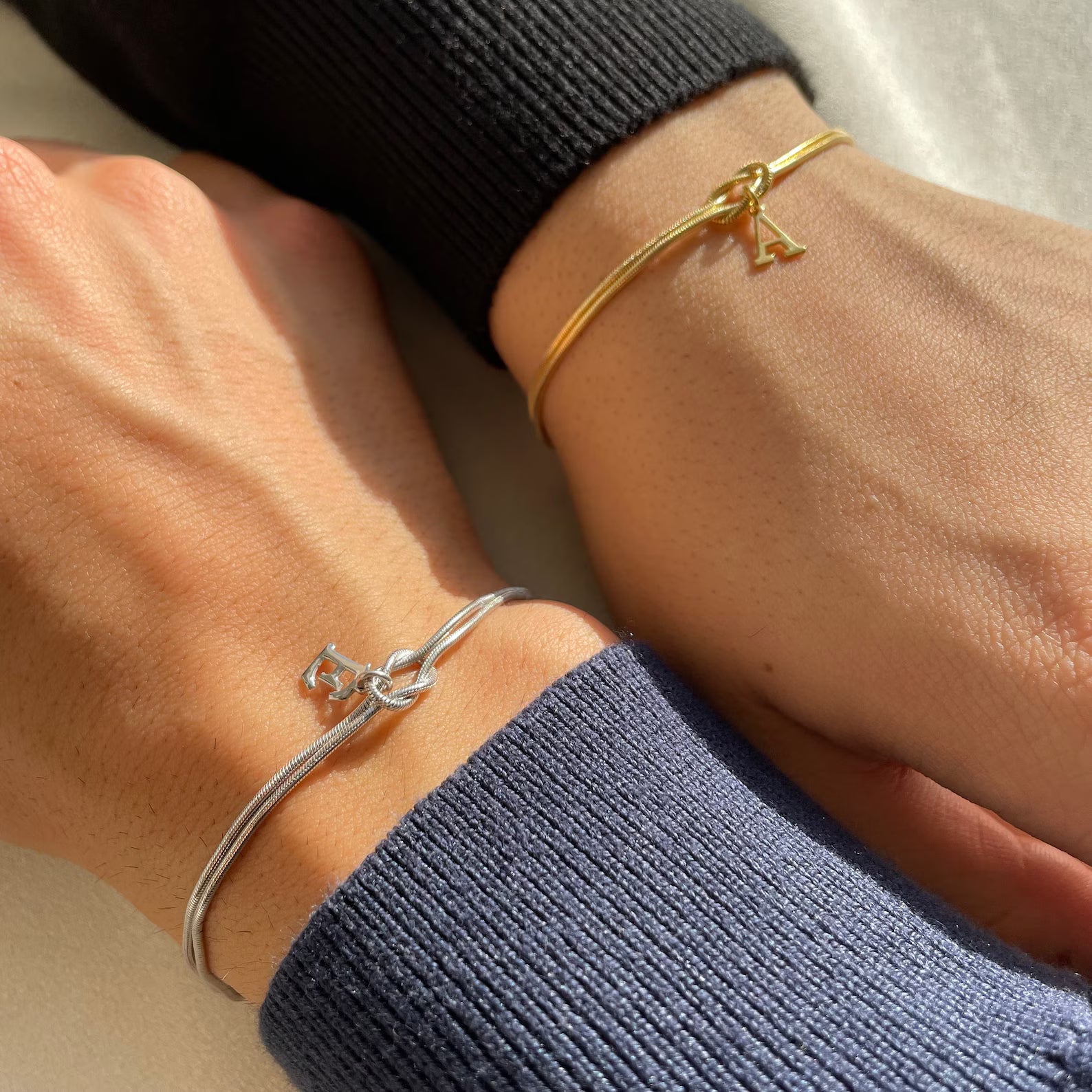 Love Knot Initial